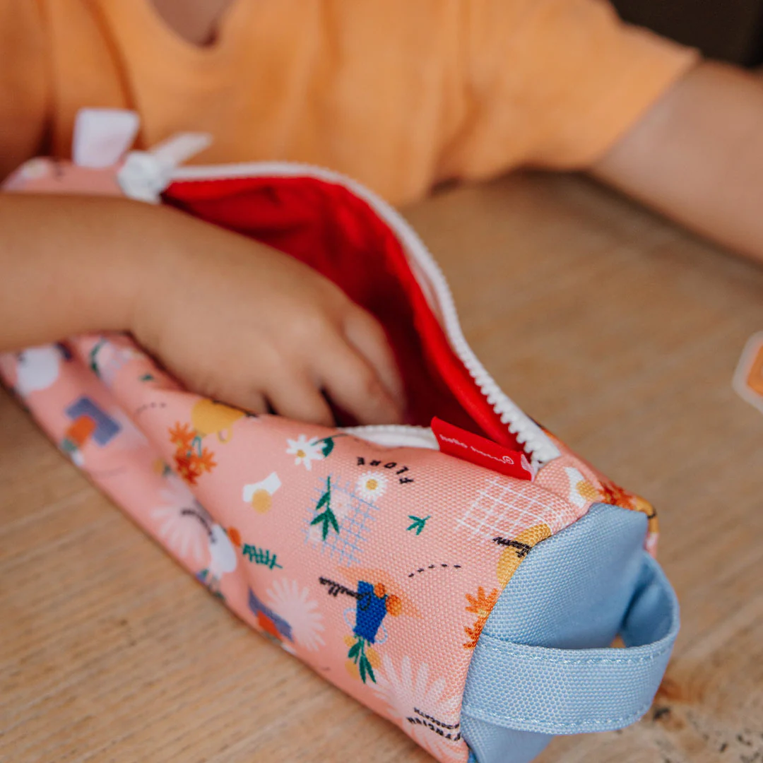 hello hossy pennenetui flore - Image 3