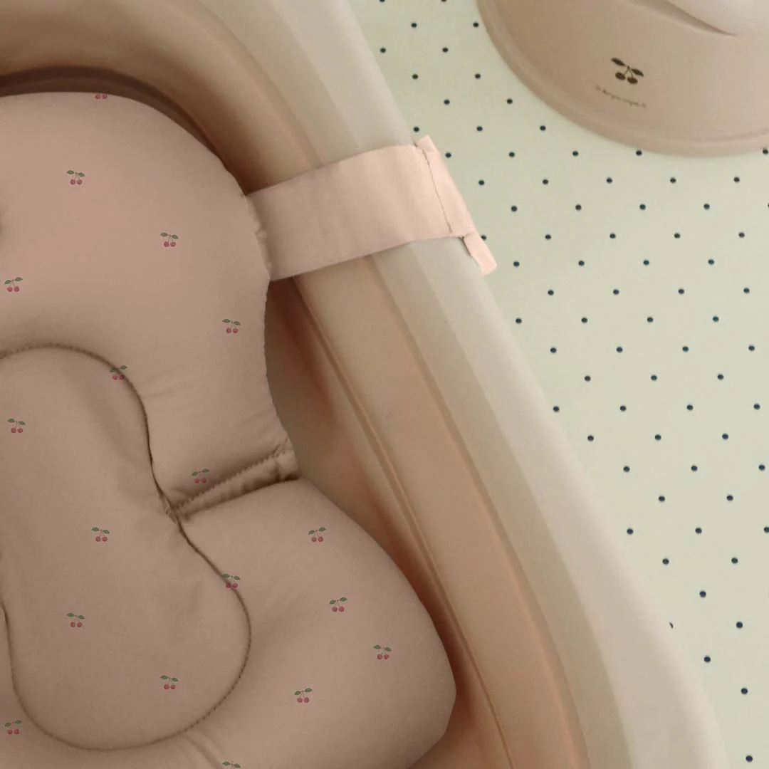 konge sløjd opvouwbaar babybadje met kussen - blush - Image 4
